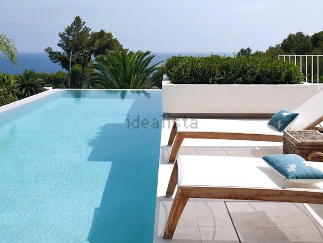 Chalet, Costa de los Pinos
