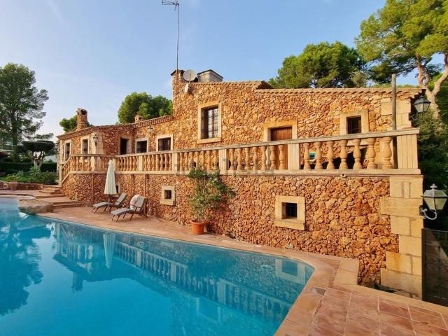 Chalet, Costa de los Pinos