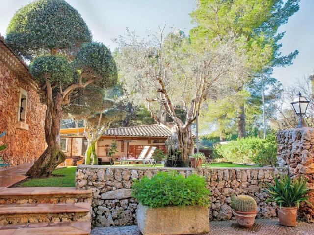 Chalet, Costa de los Pinos