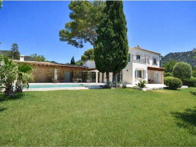 Chalet, Costa de los Pinos