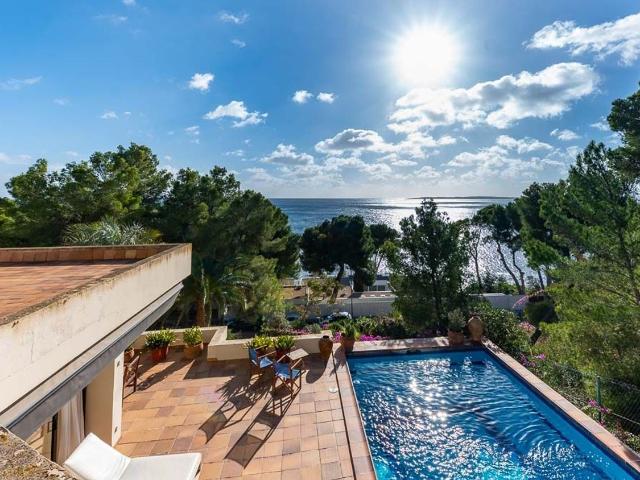 Chalet, Costa de los Pinos