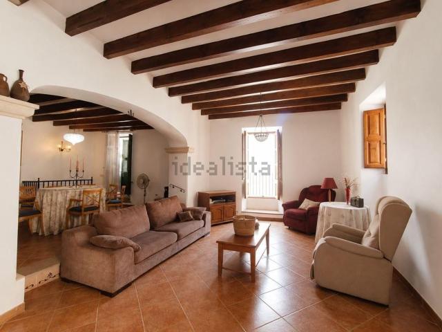Chalet, Costitx