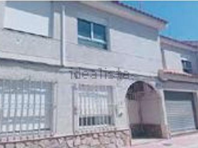 Chalet, Catral