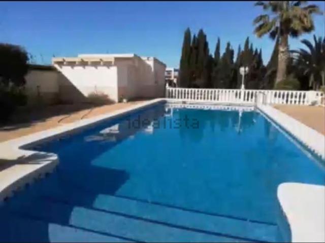 Chalet, Catral