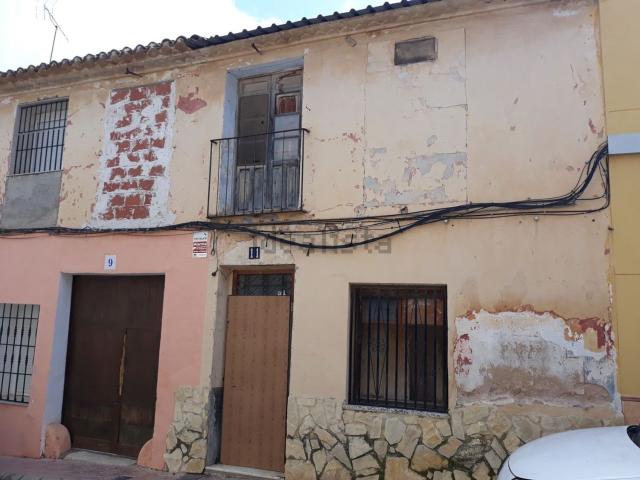 Chalet, Caudete