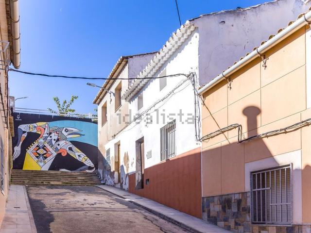 Chalet, Caudete