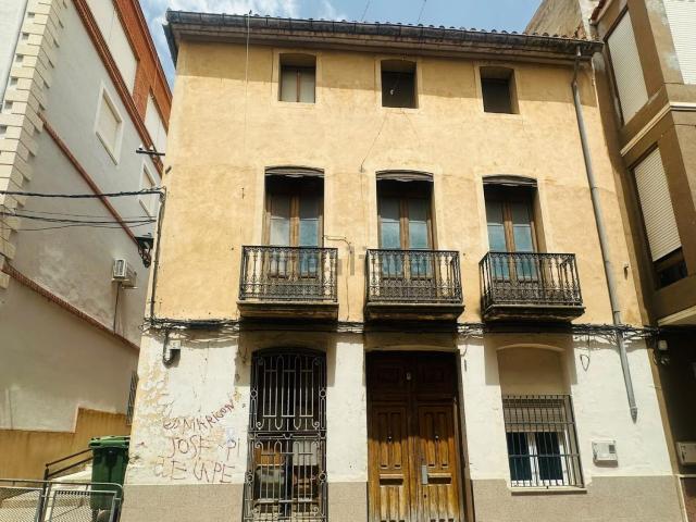 Chalet, Caudete