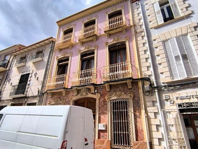 Chalet, Caudete