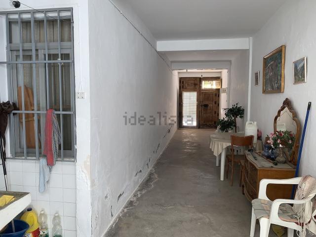 Chalet, Caudete
