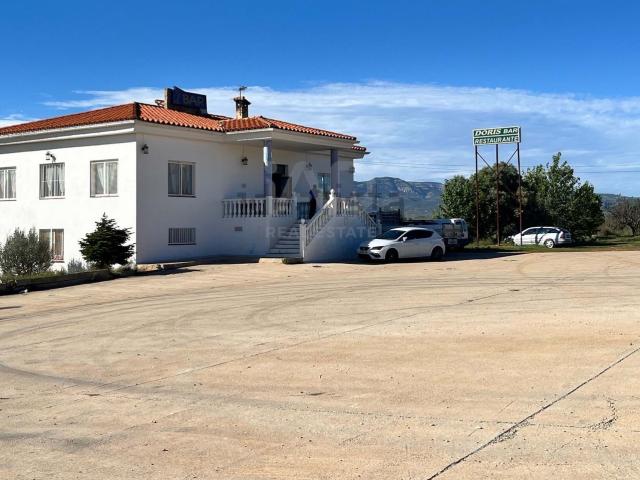 Chalet, Cabanes