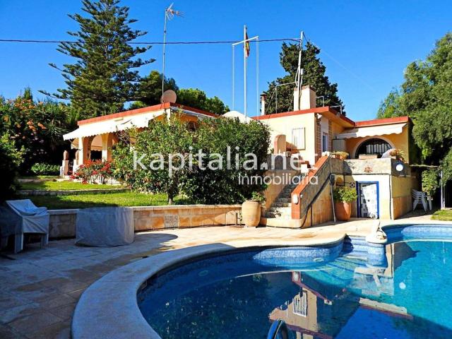 Chalet, Cabo de las Huertas, Alicante / Alacant