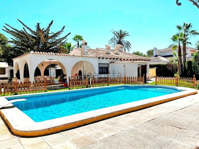 Chalet, Cabo Roig, Orihuela