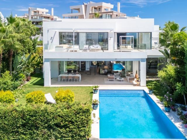 Chalet, Cabopino Artola, Marbella