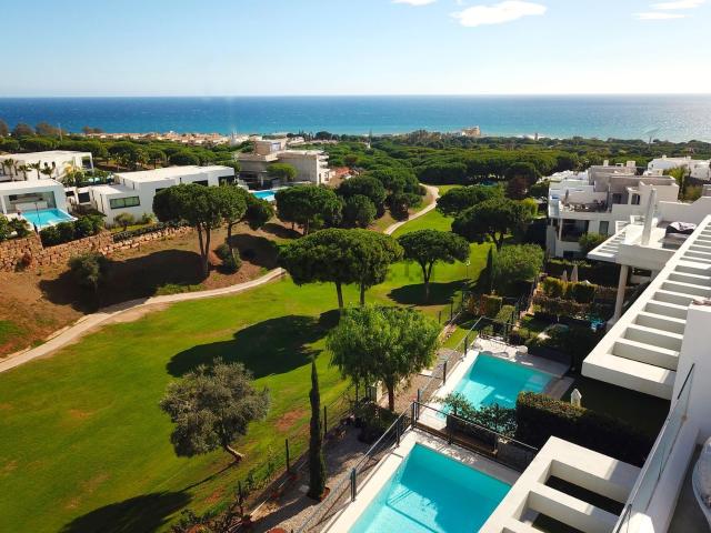 Chalet, Cabopino Artola, Marbella