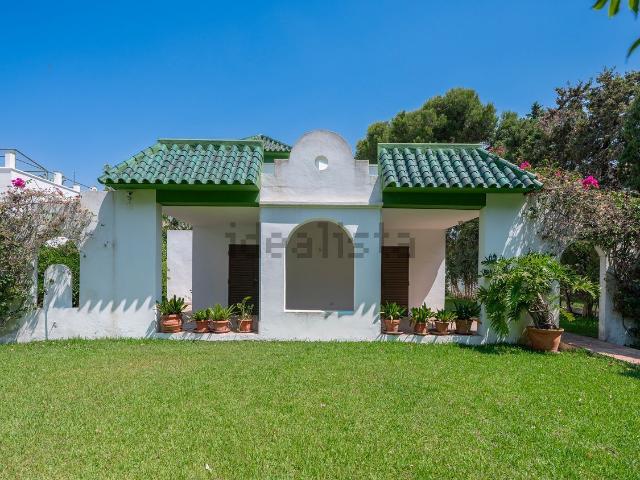 Chalet, Cabopino Artola, Marbella