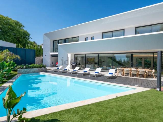 Chalet, Cabopino Artola, Marbella