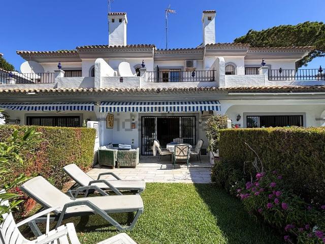Chalet, Cabopino Artola, Marbella