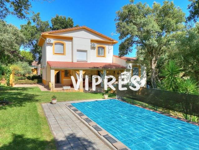 Chalet, Cáceres