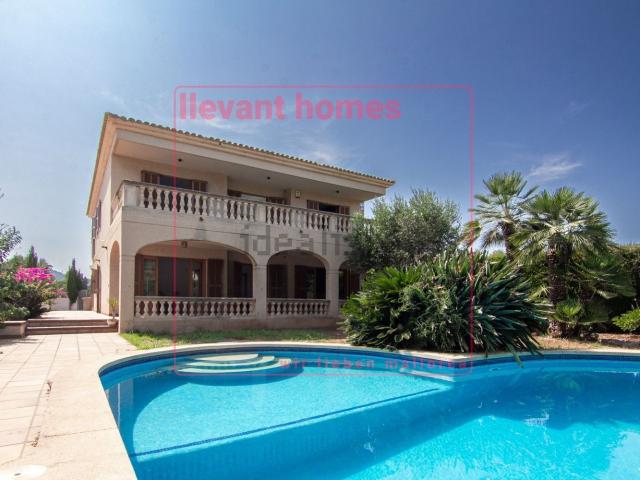 Chalet, Cala Bona