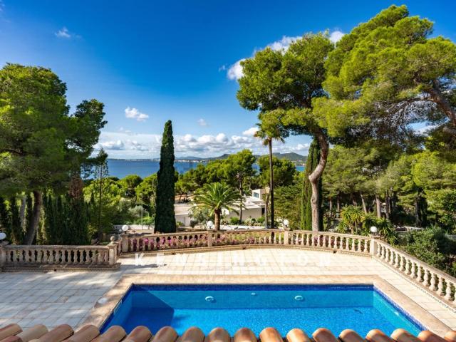 Chalet, Cala Bona