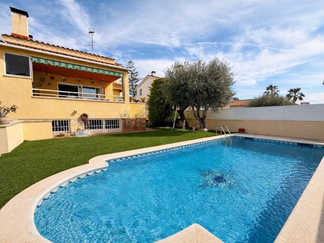 Chalet, Calafell