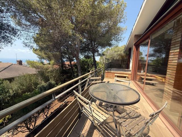 Chalet, Calafell