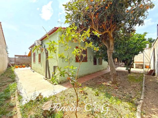 Chalet, Caldes d&apos Estrac