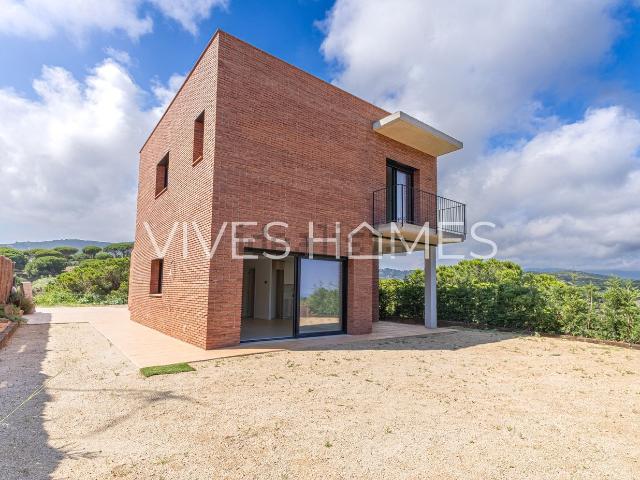 Chalet, Caldes d&apos Estrac