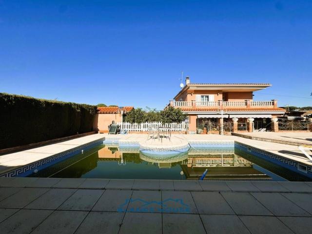 Chalet, Caldes de Malavella