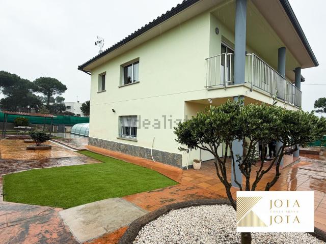 Chalet, Caldes de Malavella
