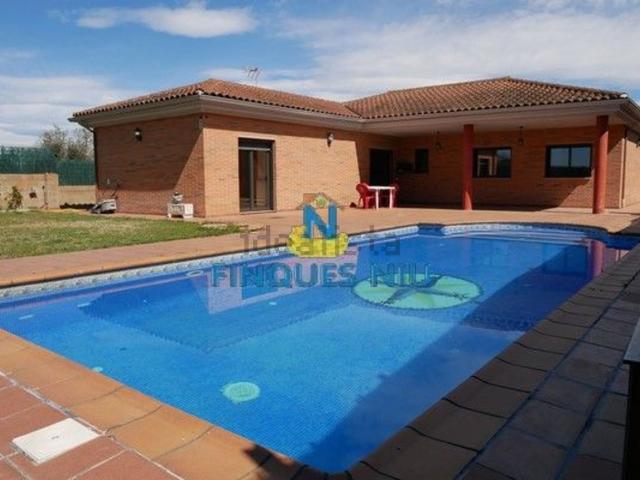 Chalet, Caldes de Malavella