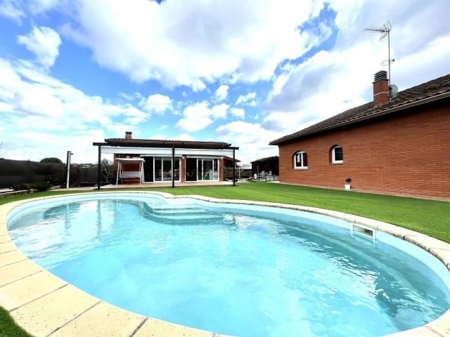 Chalet, Caldes de Malavella