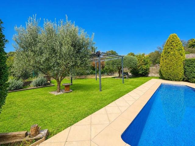 Chalet, Caldes de Montbui