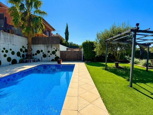 Chalet, Caldes de Montbui