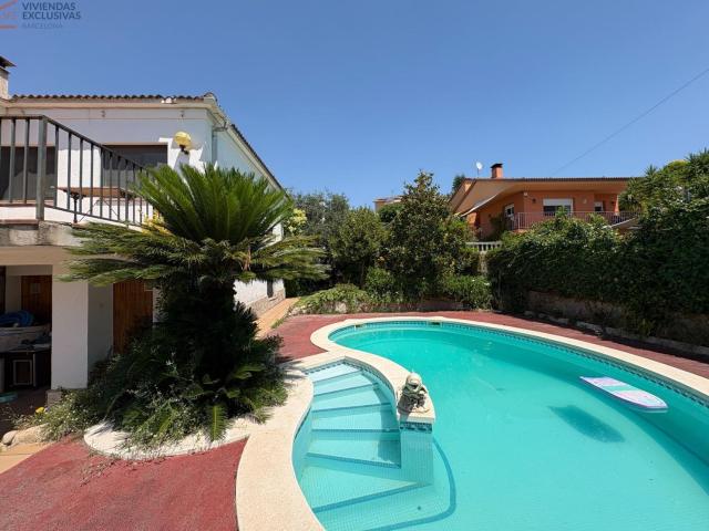 Chalet, Caldes de Montbui