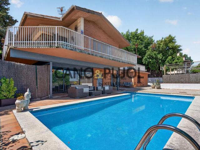 Chalet, Caldes de Montbui