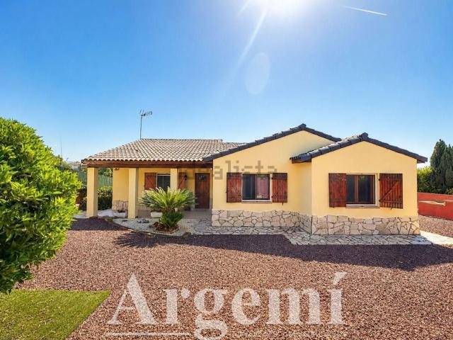 Chalet, Caldes de Montbui