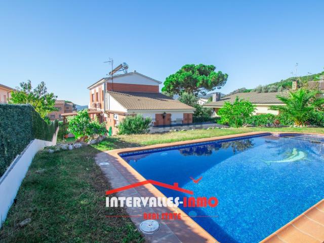 Chalet, Caldes de Montbui