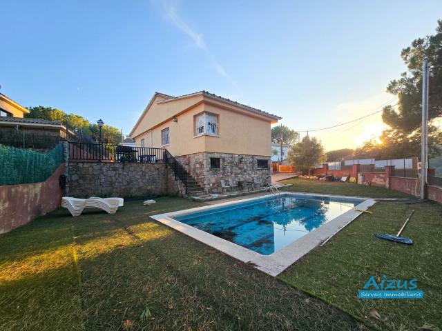Chalet, Caldes de Montbui