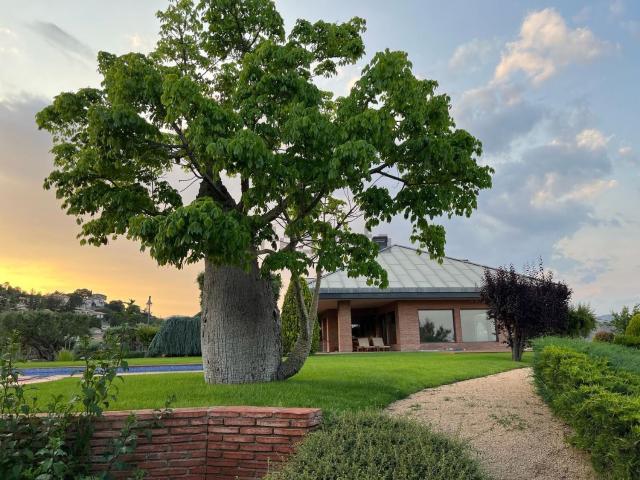 Chalet, Caldes de Montbui