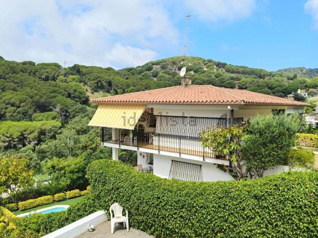 Chalet, Calella
