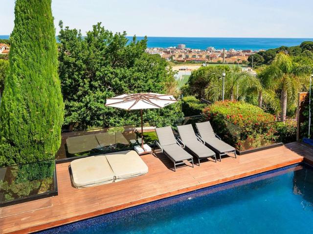 Chalet, Calella