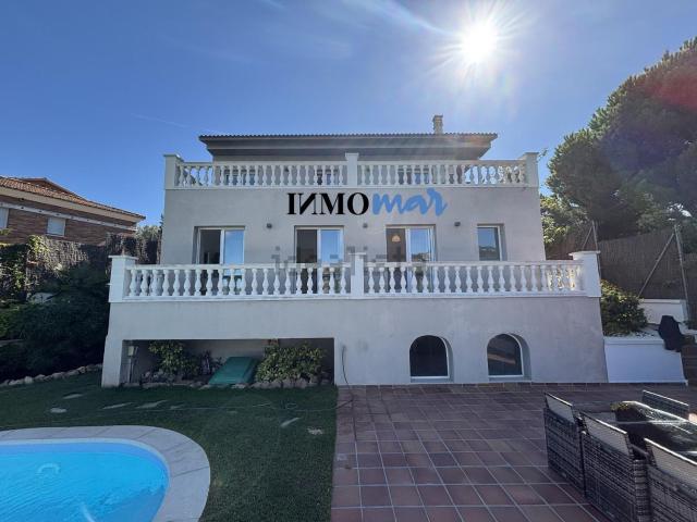 Chalet, Calella