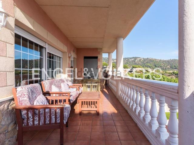Chalet, Calella