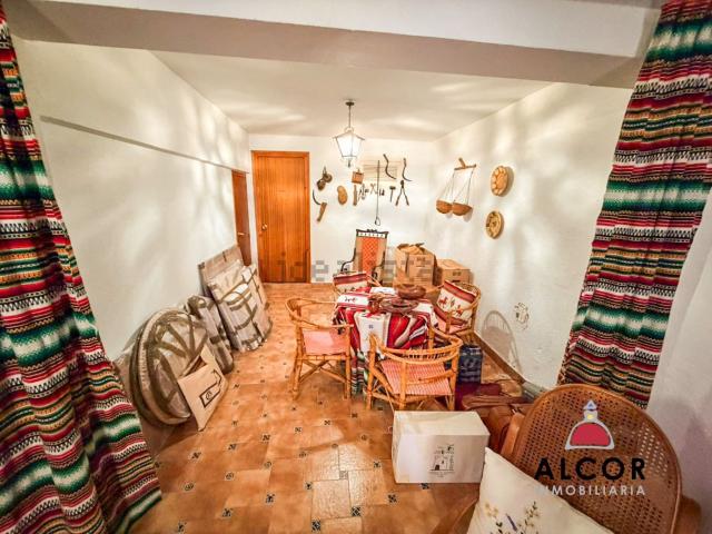 Chalet, Calig