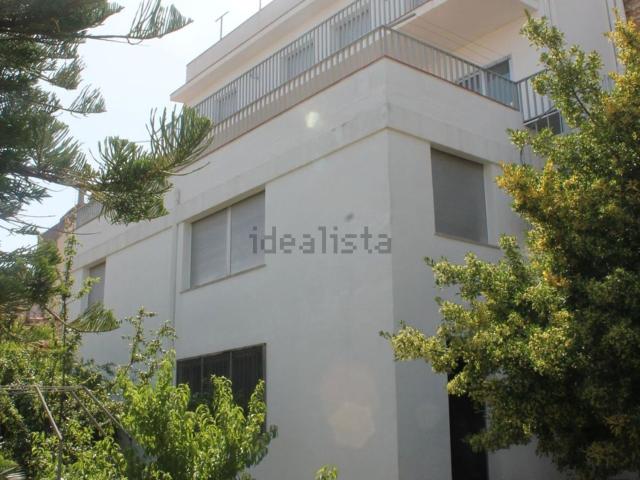 Chalet, Calig