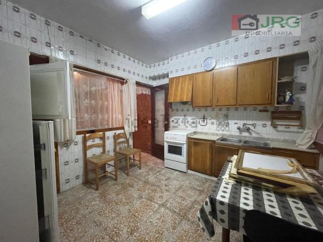 Chalet, Calig