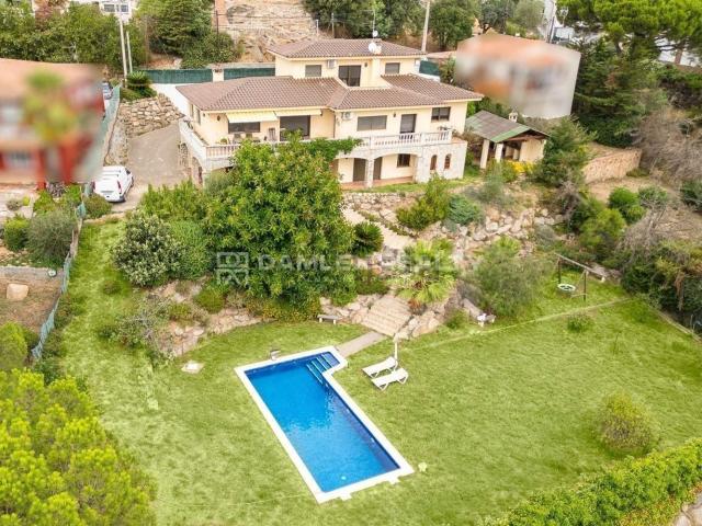Chalet, Calonge