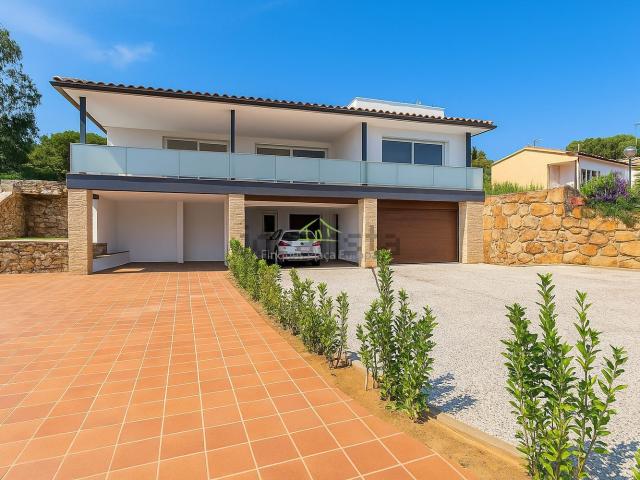 Chalet, Calonge
