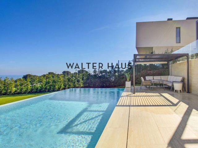 Chalet, Calonge
